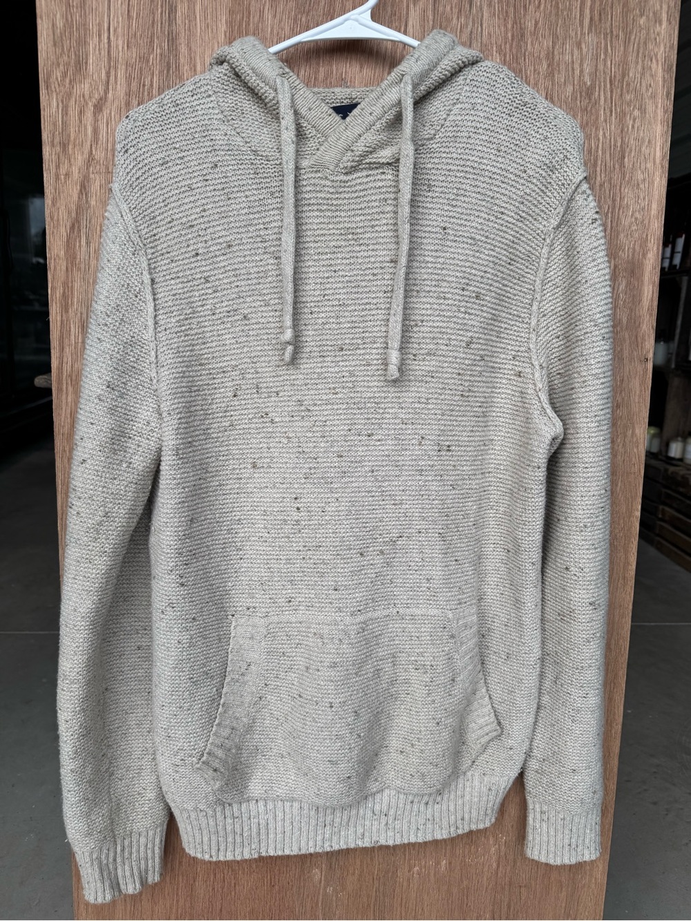 American Eagle Men’s Cotton-Blend Speckled Cream Knit Hooded Sweater